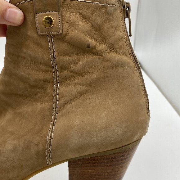 Stuart Weitzman Russell Bromley Nubuck Ankle Booties Heeled Boots Tan Womens 9 - Picture 15 of 16